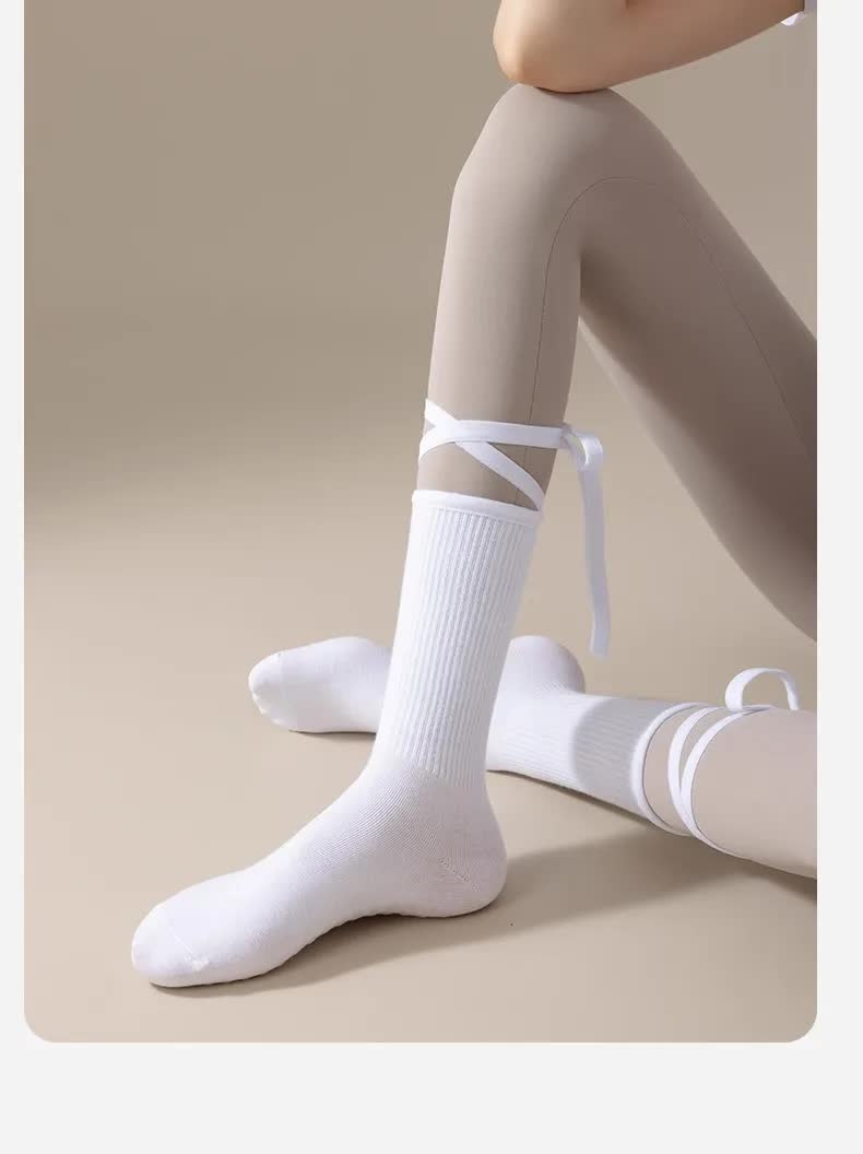 Pilates Essential Socks